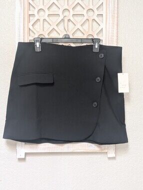 NWT A New Day women's size 14 skirt above knee length black lined button up
